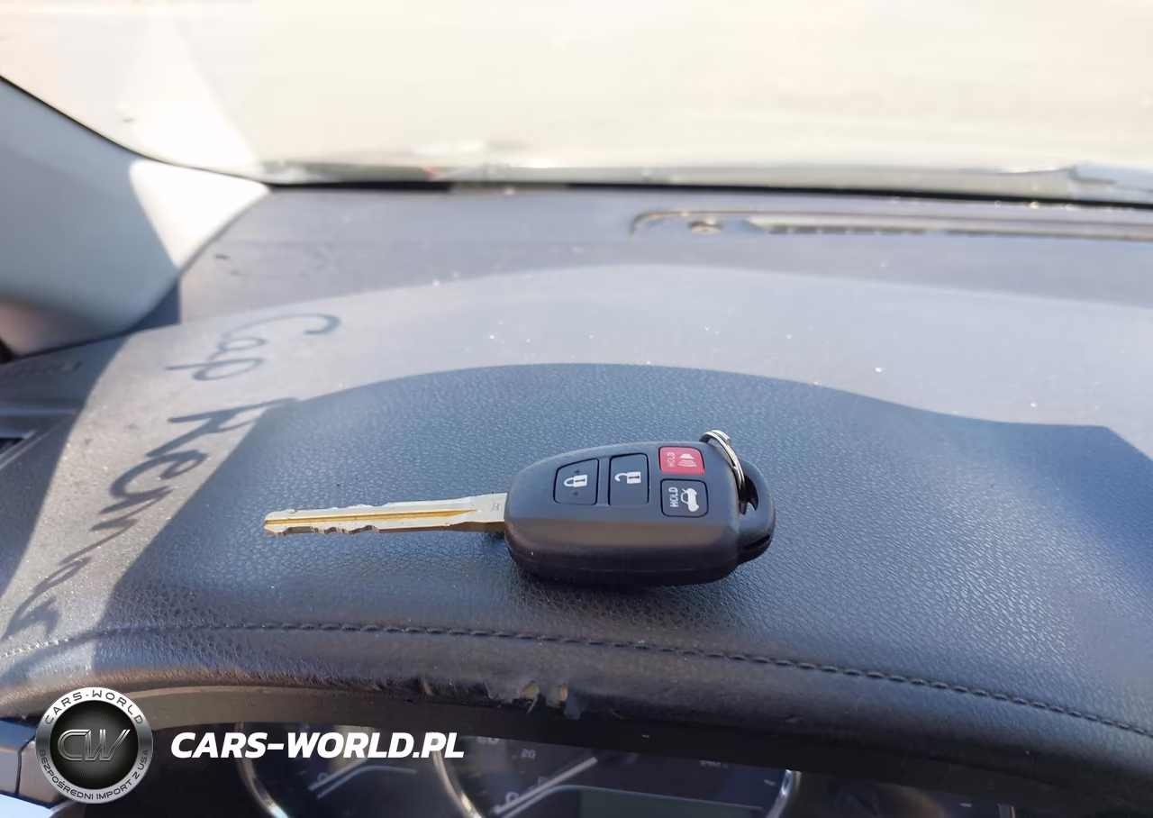 2015 Toyota Corolla Le VIN:5YFBURHE2FP245267 - 11