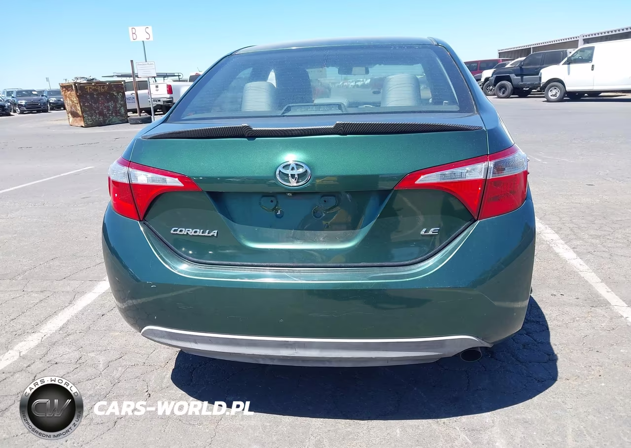 2015 Toyota Corolla Le VIN:5YFBURHE2FP245267 - 16