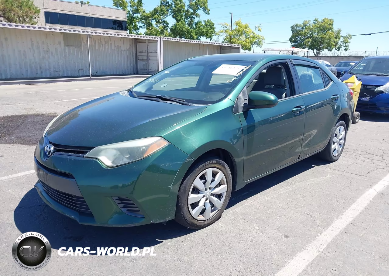 2015 Toyota Corolla Le VIN:5YFBURHE2FP245267 - 2