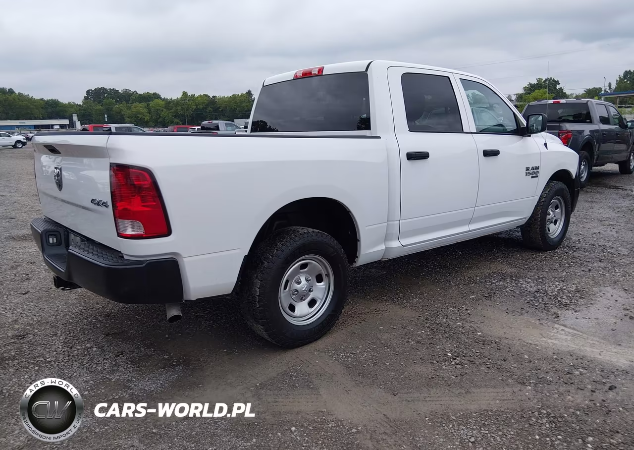 2020 Ram 1500 Classic Tradesman 4X4 5'7 Box VIN:3C6RR7KG4LG270131 - 4