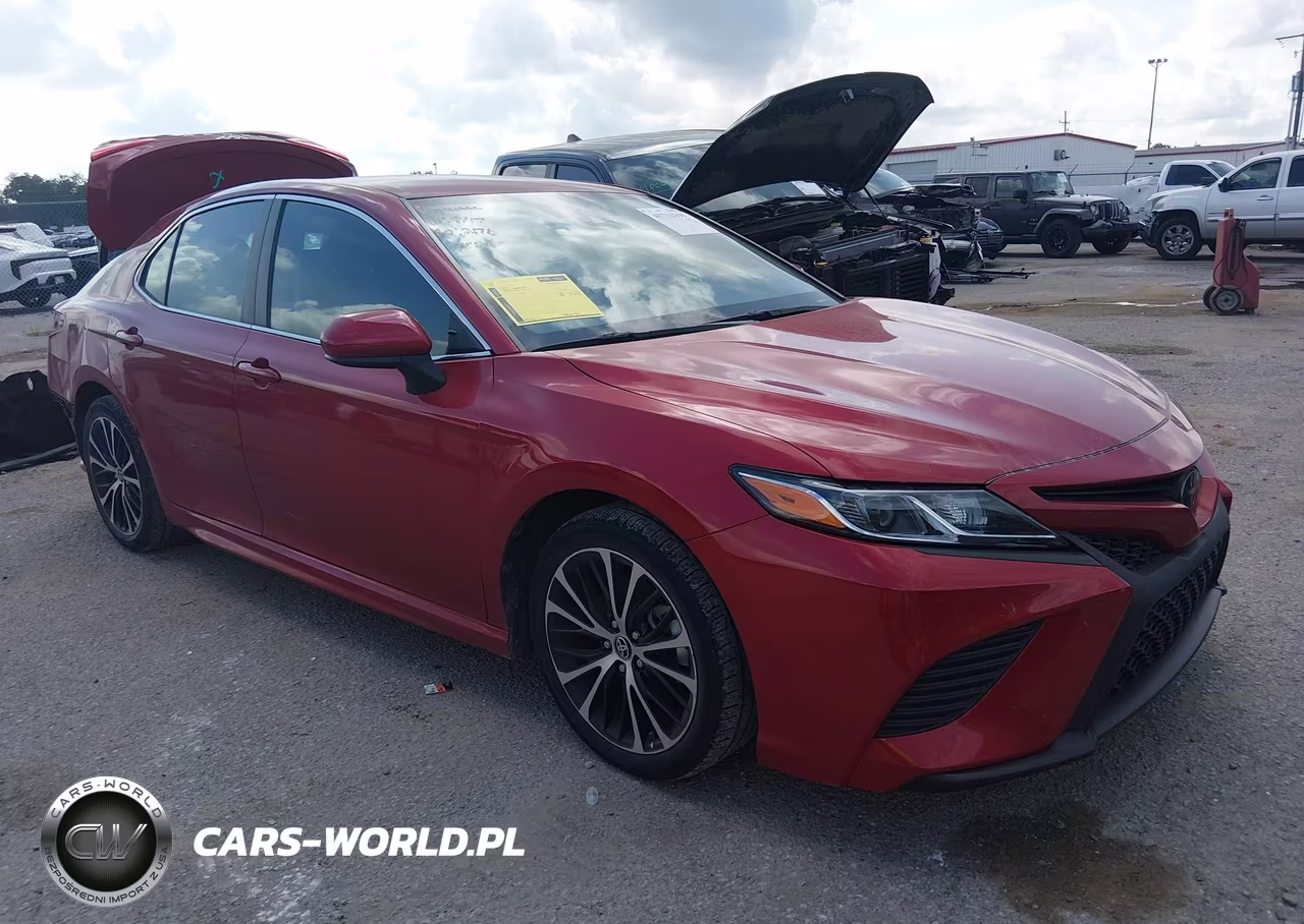 2020 Toyota Camry Se – zdjęcie 1 z 17