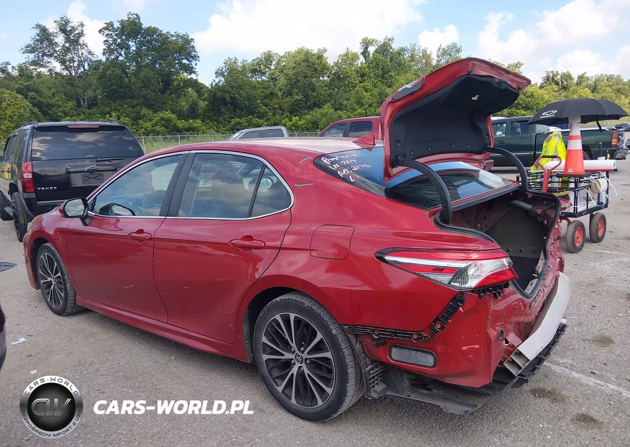 2020 Toyota Camry Se VIN:4T1G11AK3LU399402 - 15