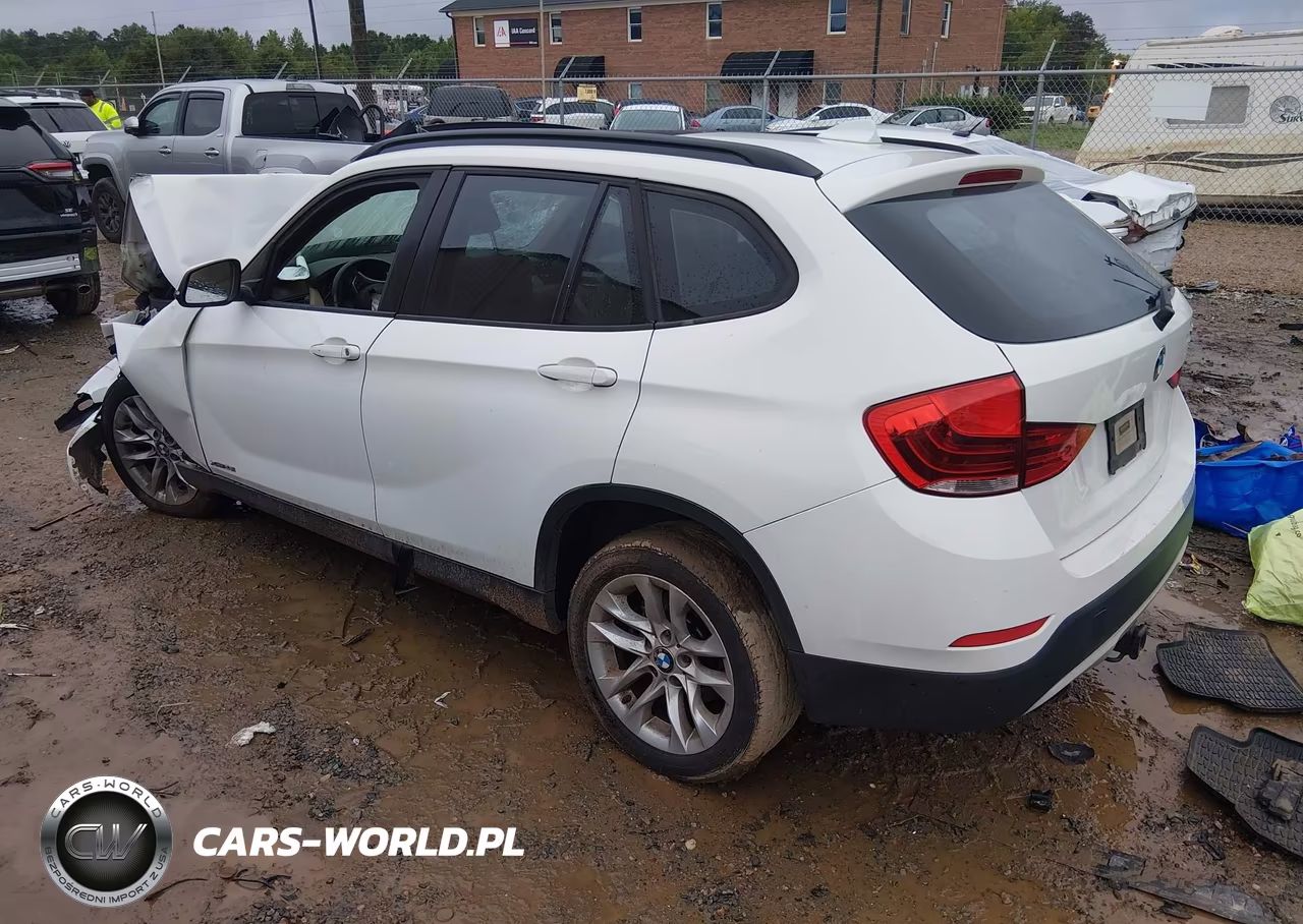2015 BMW X1 xDrive28I VIN:WBAVL1C53FVY31852 - 3