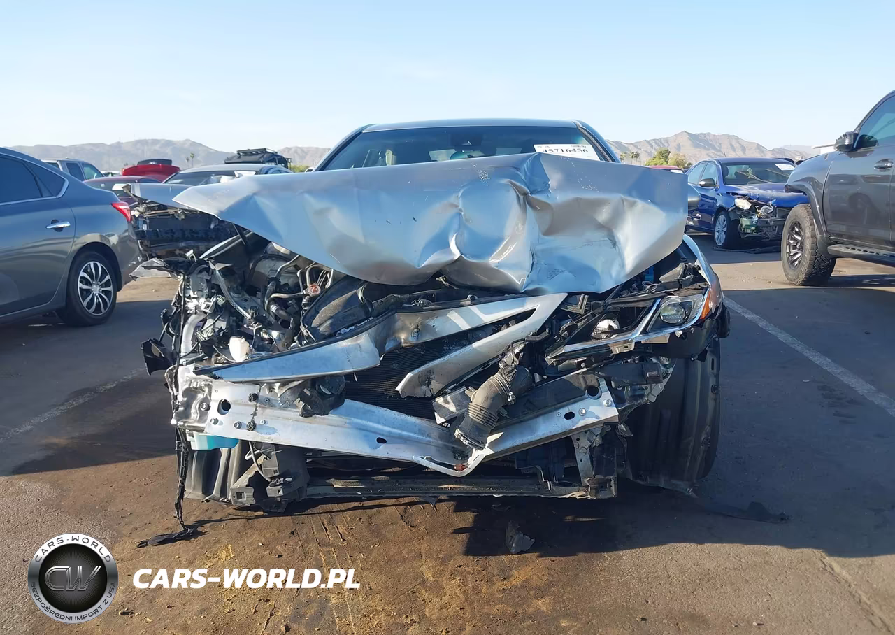 2018 Toyota Camry Se VIN:4T1B11HK4JU653065 - 11