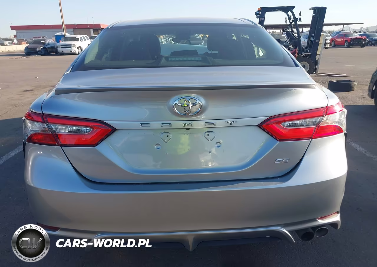 2018 Toyota Camry Se VIN:4T1B11HK4JU653065 - 15