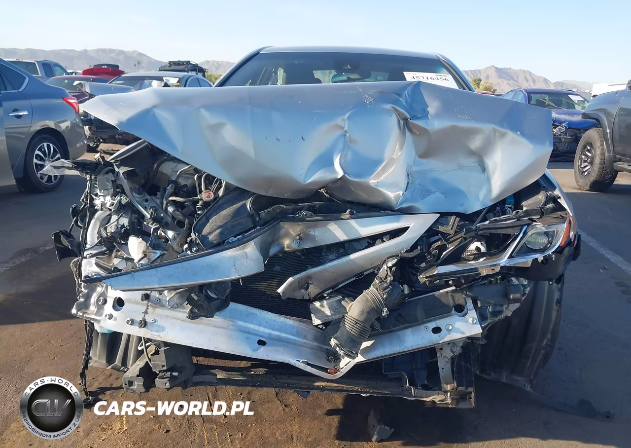 2018 Toyota Camry Se VIN:4T1B11HK4JU653065 - 6