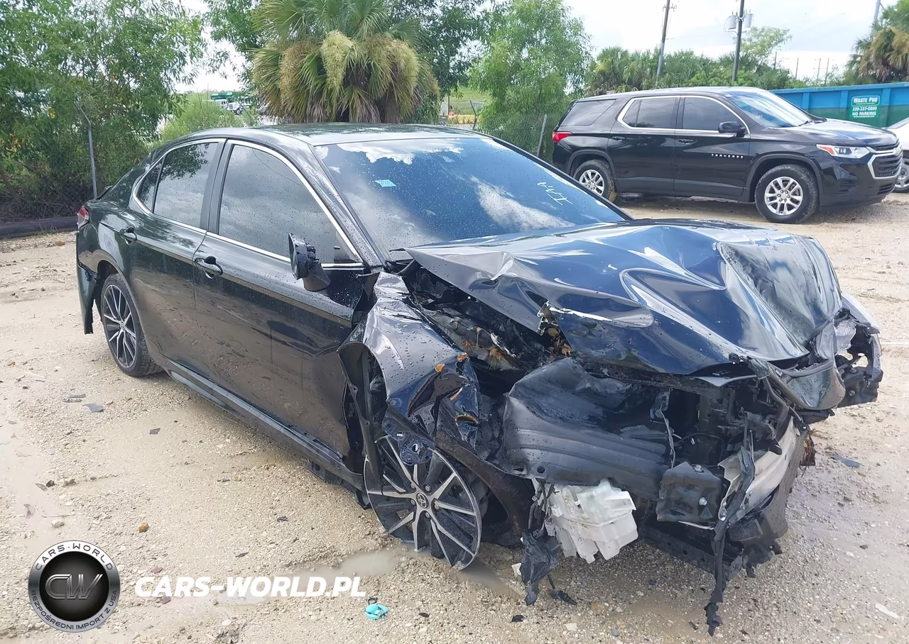 2021 Toyota Camry Se – zdjęcie 1 z 20