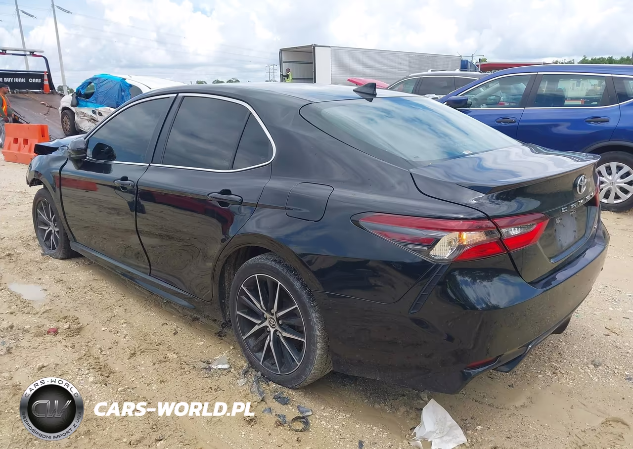 2021 Toyota Camry Se VIN:4T1G11AK3MU539823 - 3