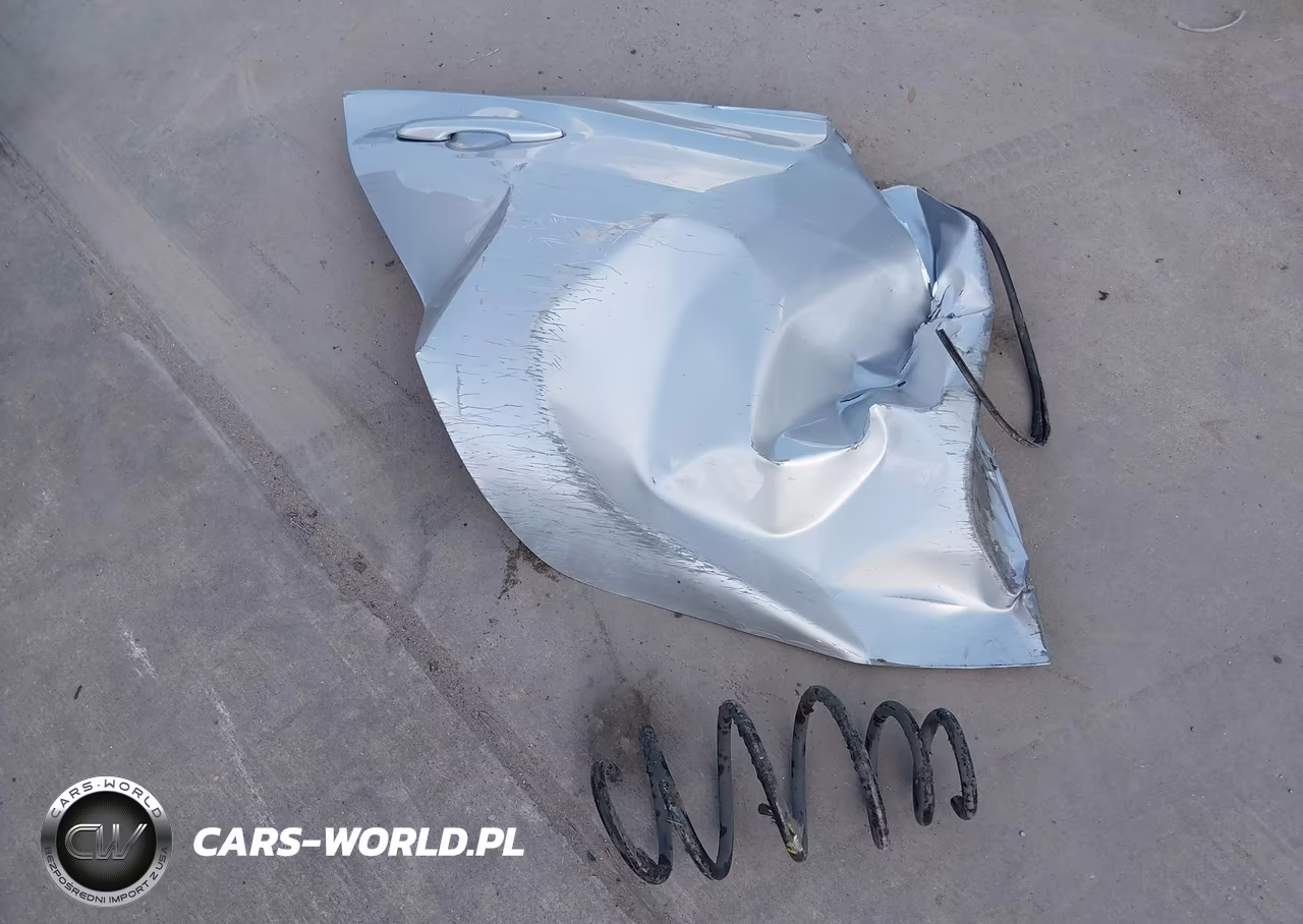2018 Toyota Prius Two VIN:JTDKBRFU3J3590423 - 12