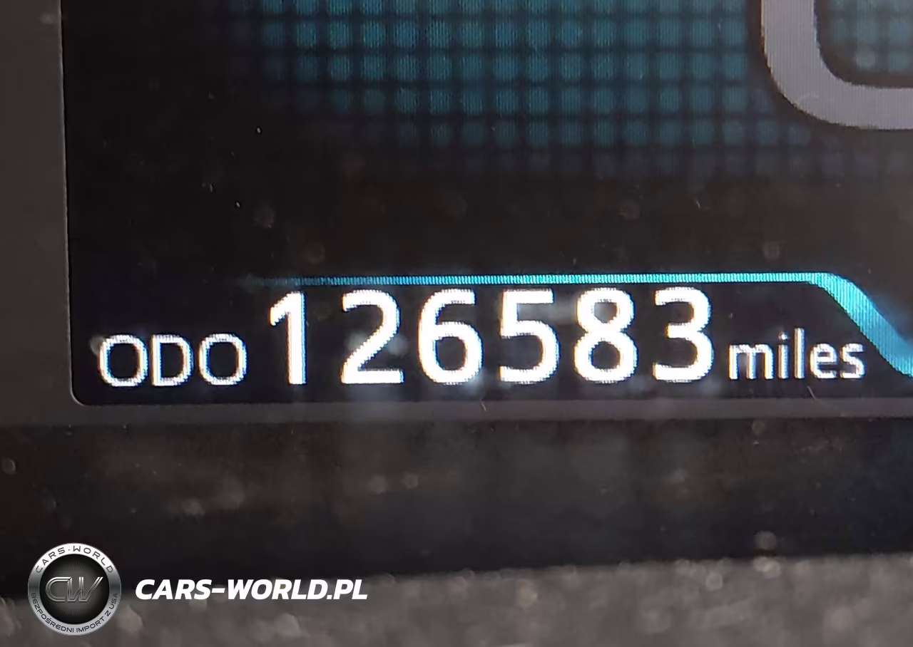 2018 Toyota Prius Two VIN:JTDKBRFU3J3590423 - 16