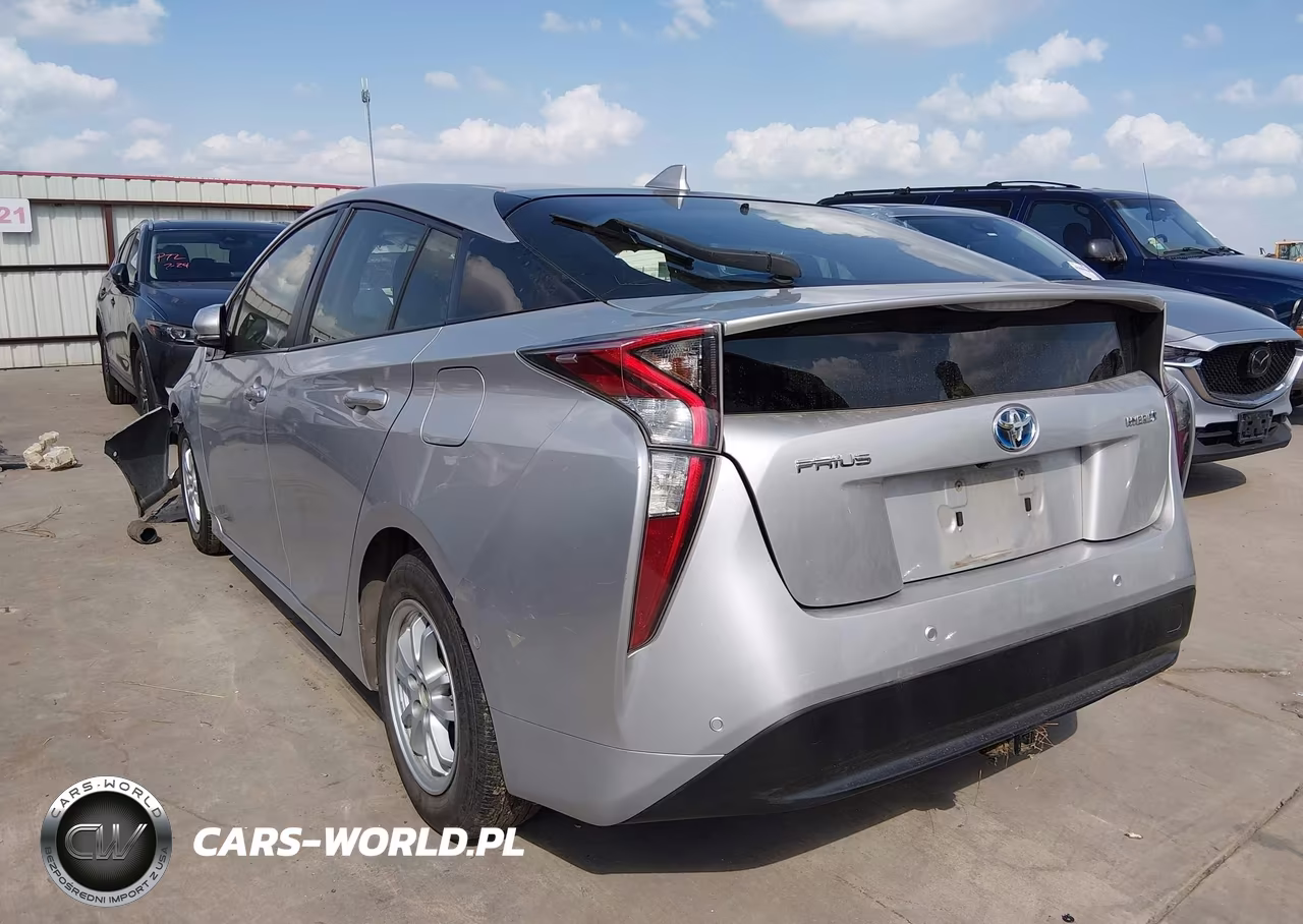 2018 Toyota Prius Two VIN:JTDKBRFU3J3590423 - 3