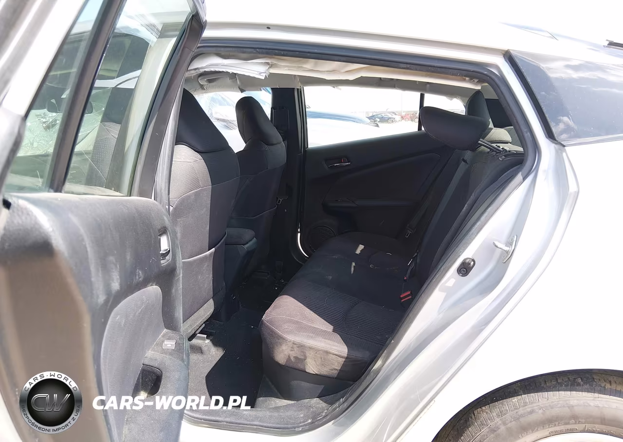2018 Toyota Prius Two VIN:JTDKBRFU3J3590423 - 8