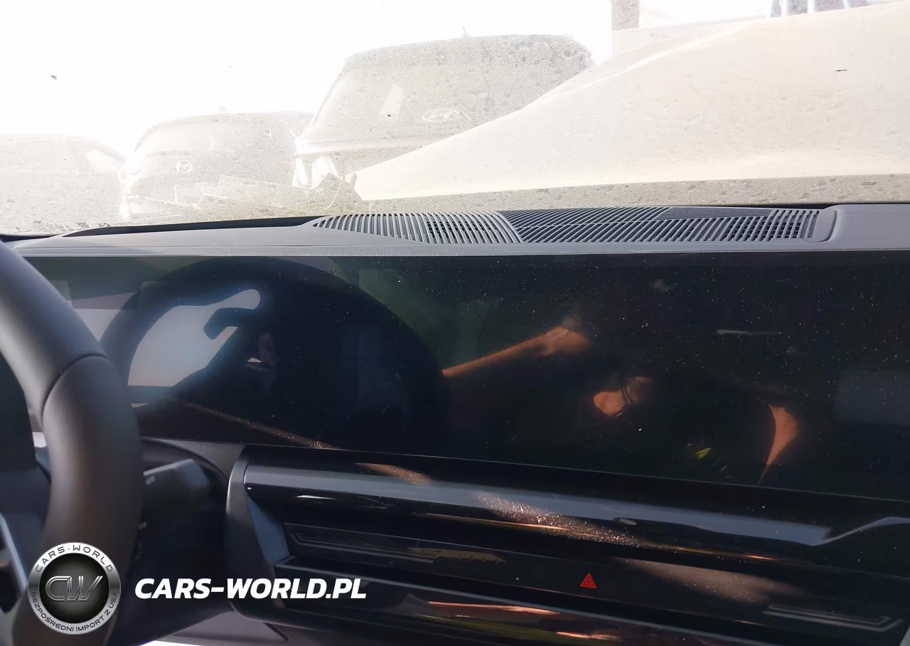 2026 BMW 530I VIN:WBA43FJ05TCX58314 - 16