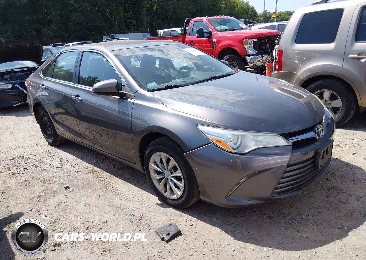 2017 Toyota Camry Le – zdjęcie 1 z 16