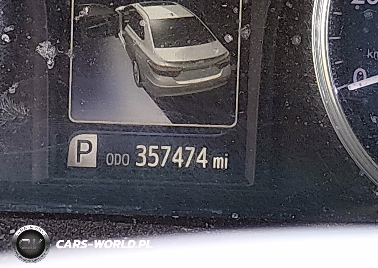 2017 Toyota Camry Le VIN:4T1BF1FK0HU445196 - 15