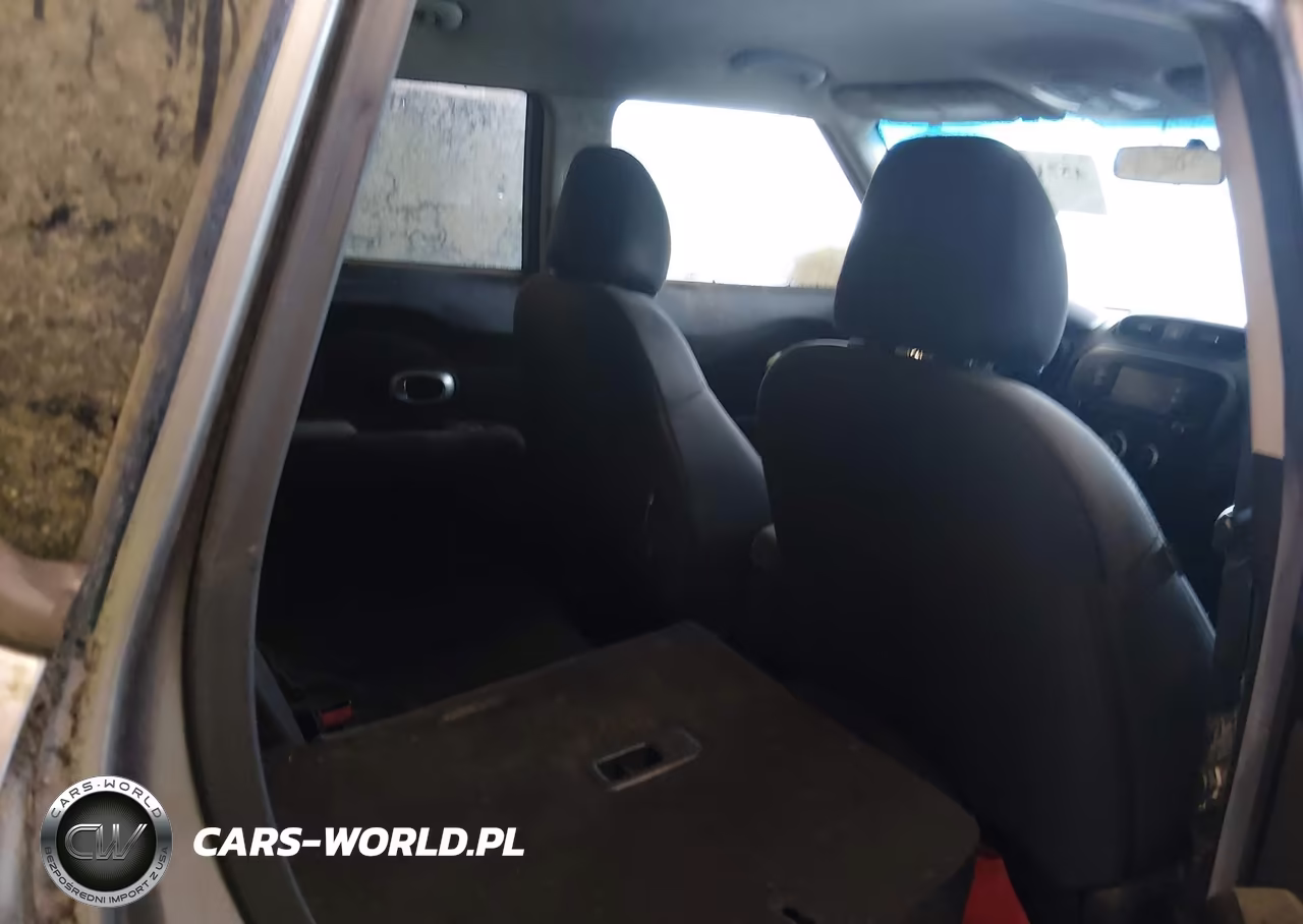 2018 Kia Soul VIN:KNDJN2A29J7592556 - 8