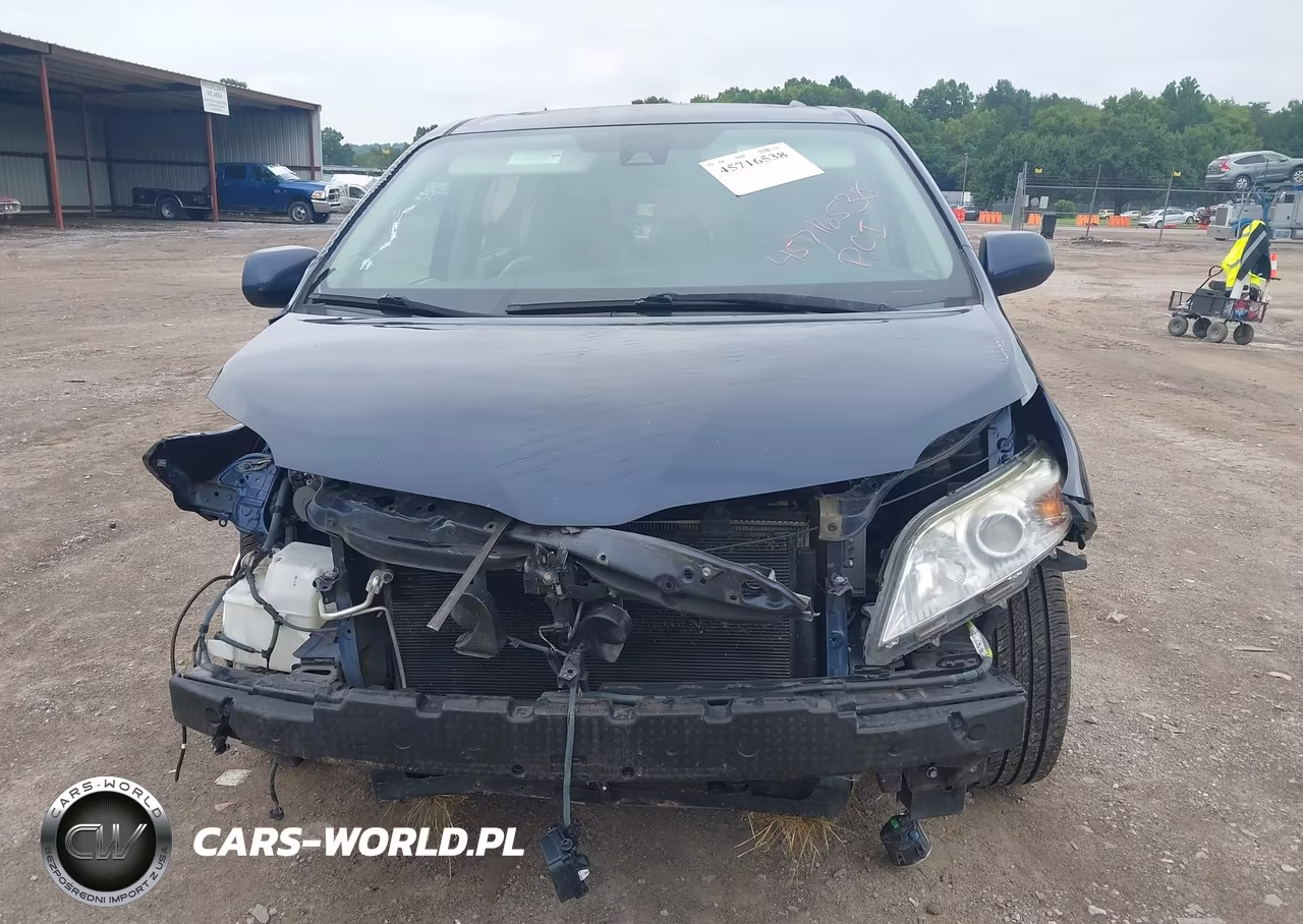 2018 Toyota Sienna Xle 8 Passenger VIN:5TDYZ3DC4JS909484 - 12