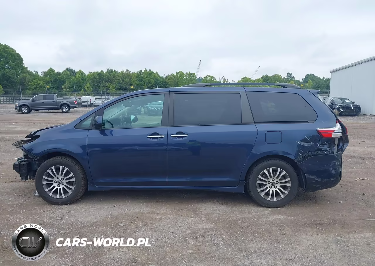 2018 Toyota Sienna Xle 8 Passenger VIN:5TDYZ3DC4JS909484 - 14