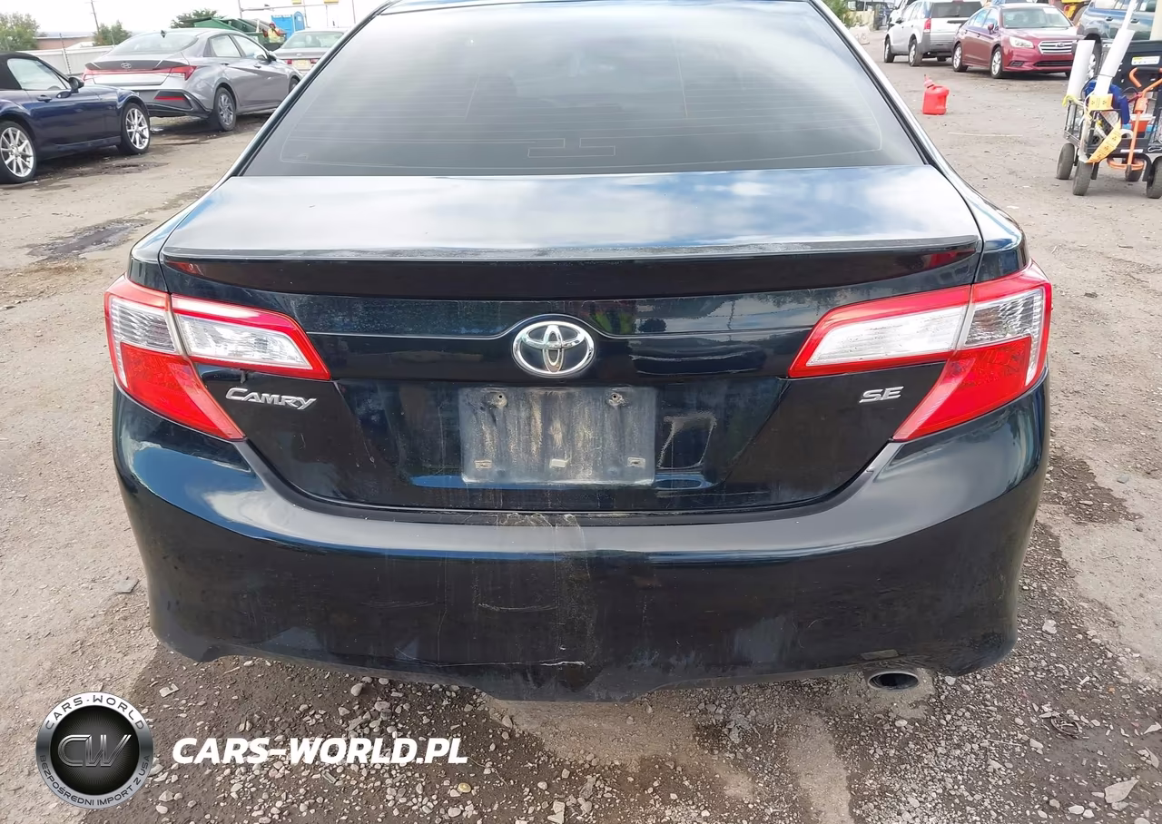 2013 Toyota Camry Se VIN:4T1BF1FK8DU236489 - 17