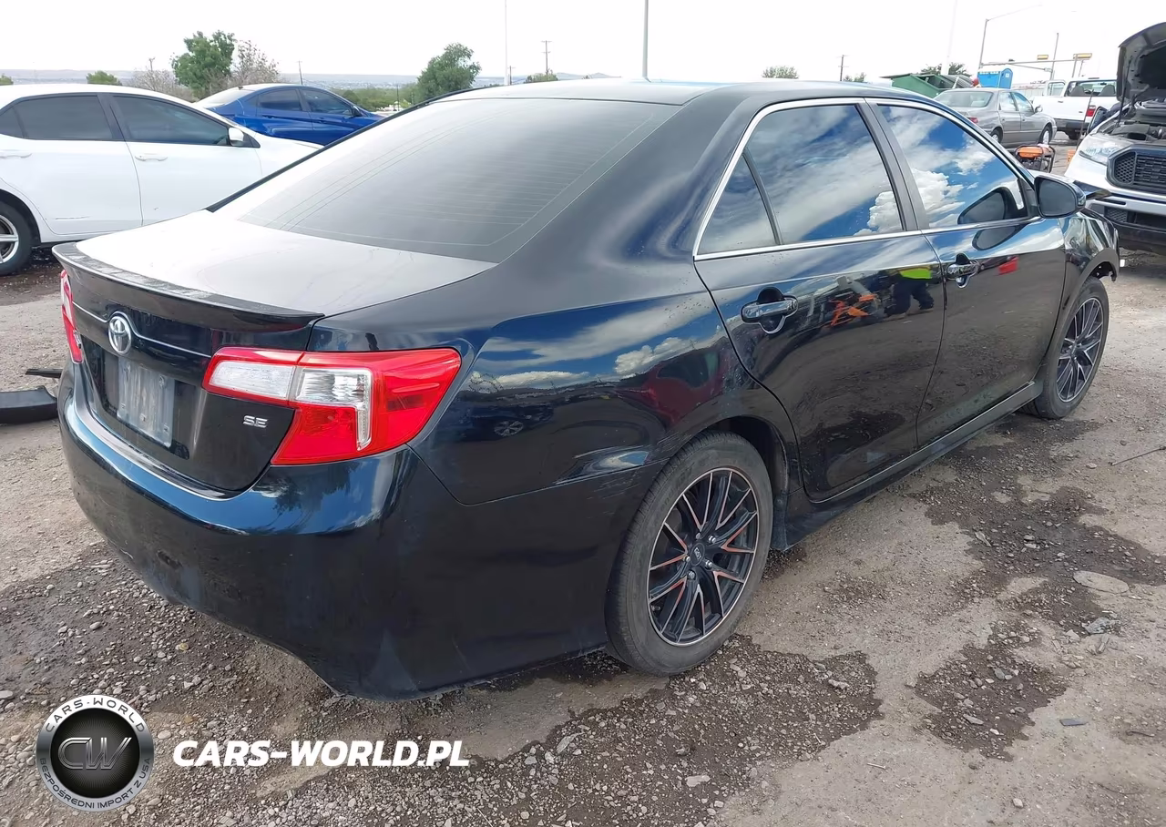 2013 Toyota Camry Se VIN:4T1BF1FK8DU236489 - 4