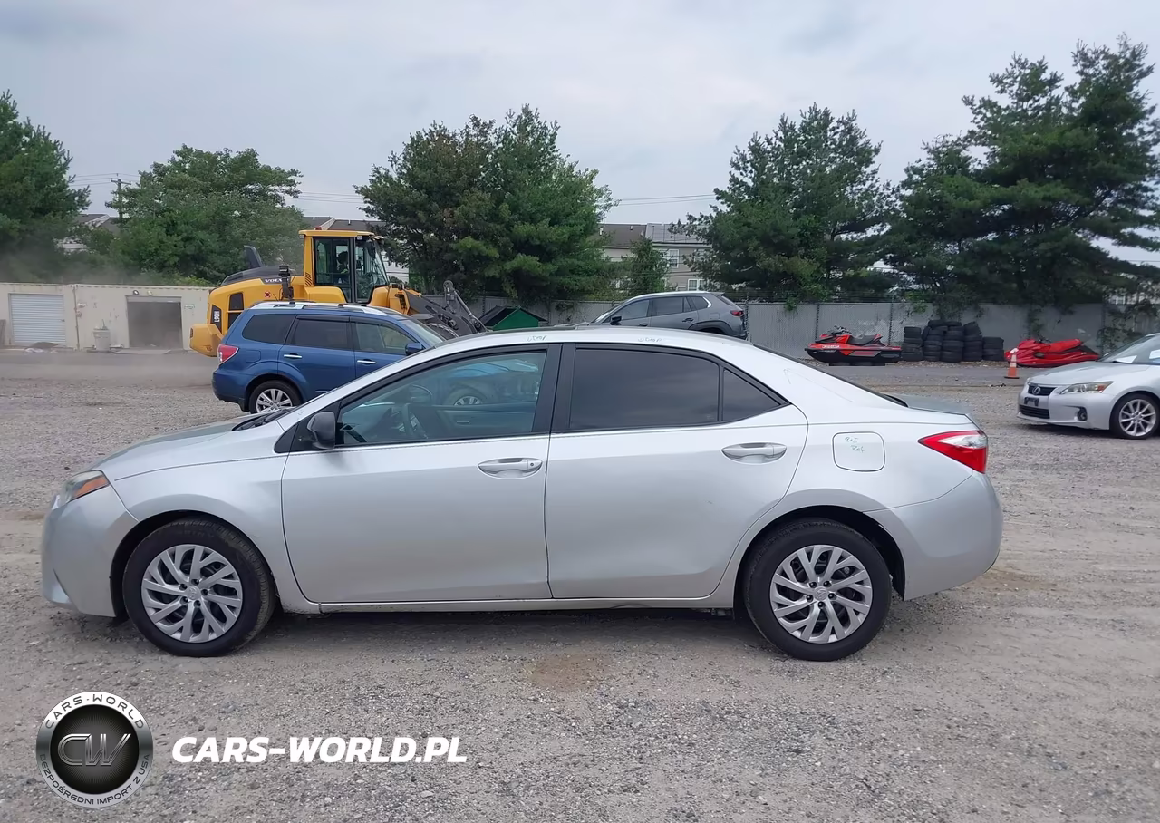 2016 Toyota Corolla Le Plus VIN:2T1BURHE3GC547622 - 14