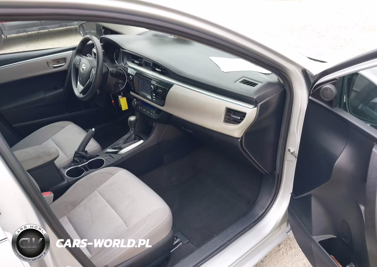 2016 Toyota Corolla Le Plus VIN:2T1BURHE3GC547622 - 5