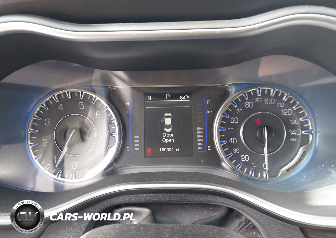 2015 Chrysler 200 Limited VIN:1C3CCCAB8FN623856 - 7