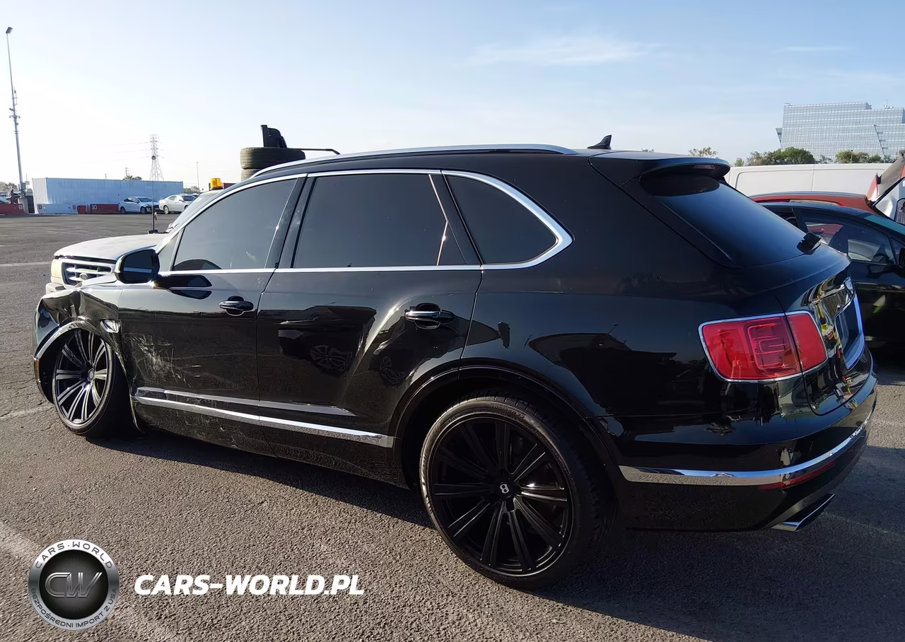 2017 Bentley Bentayga W12-W12 First Edition VIN:SJAAC2ZV1HC015267 - 14