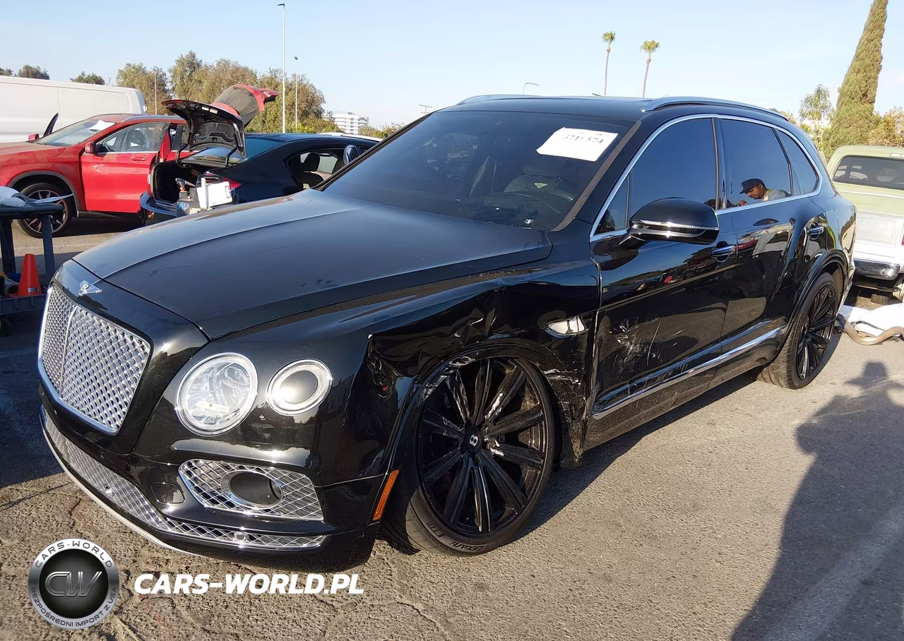 2017 Bentley Bentayga W12-W12 First Edition VIN:SJAAC2ZV1HC015267 - 2