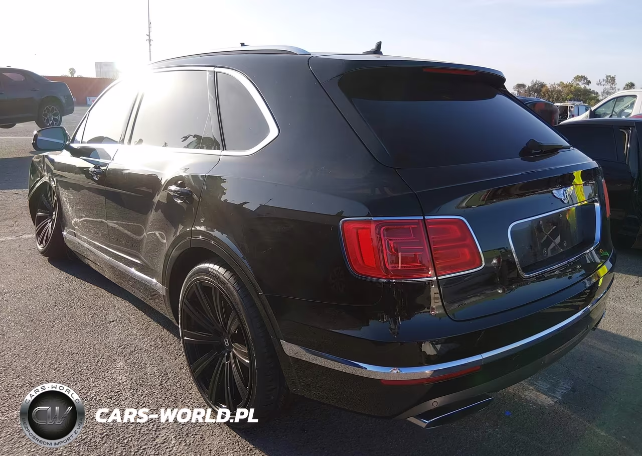2017 Bentley Bentayga W12-W12 First Edition VIN:SJAAC2ZV1HC015267 - 3