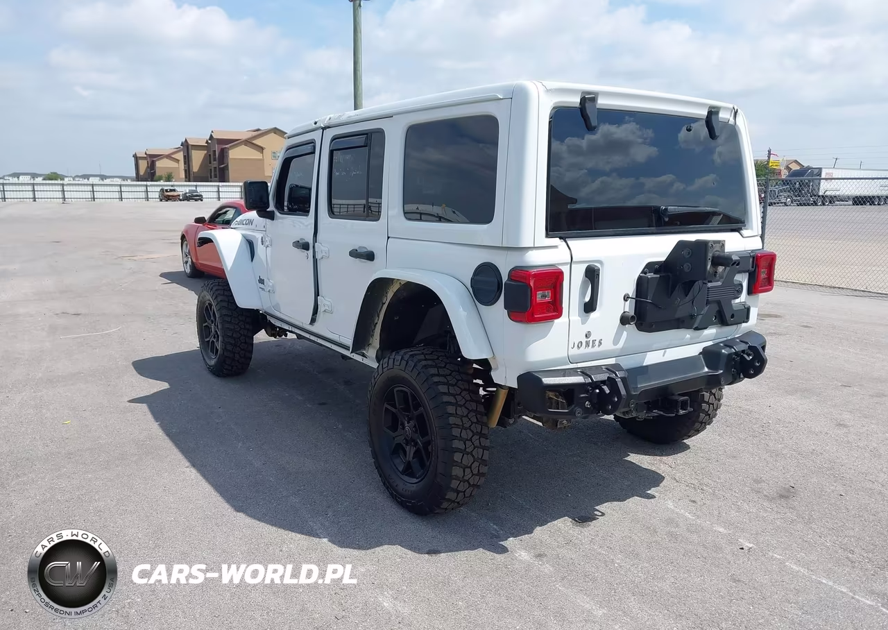 2020 Jeep Wrangler Unlimited Rubicon 4X4 VIN:1C4HJXFG4LW217629 - 3
