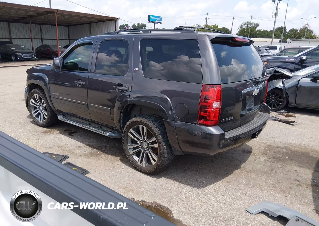 2011 Chevrolet Tahoe Lt VIN:1GNSCBE04BR263067 - 3
