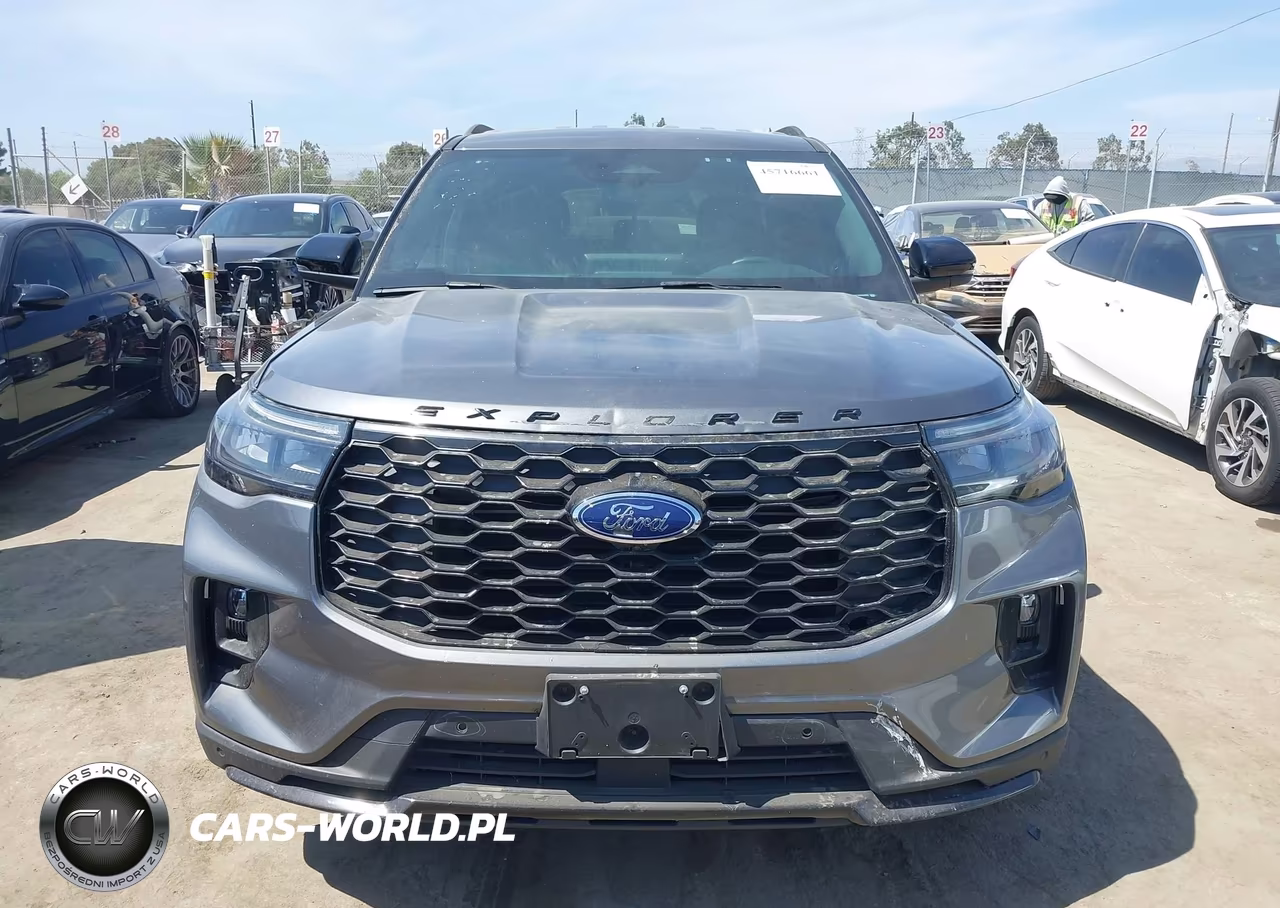 2025 Ford Explorer St-Line VIN:1FMUK7KH5SGC00658 - 12
