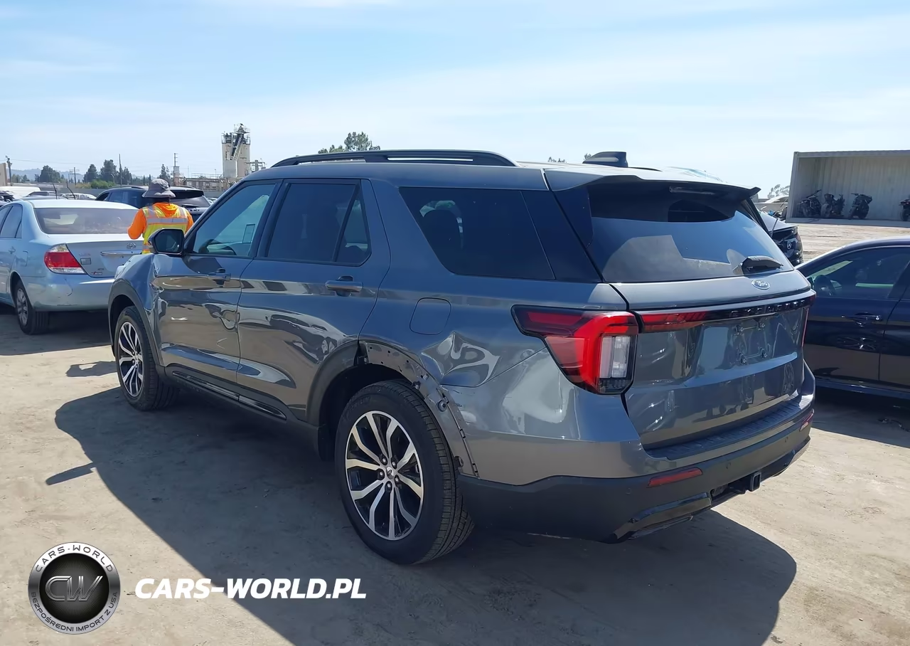 2025 Ford Explorer St-Line VIN:1FMUK7KH5SGC00658 - 3