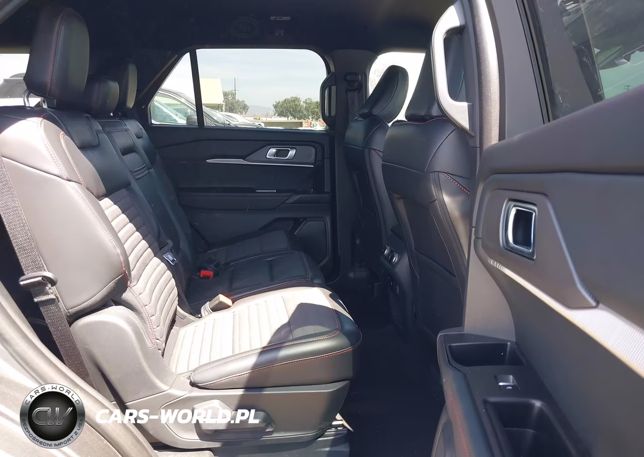 2025 Ford Explorer St-Line VIN:1FMUK7KH5SGC00658 - 8