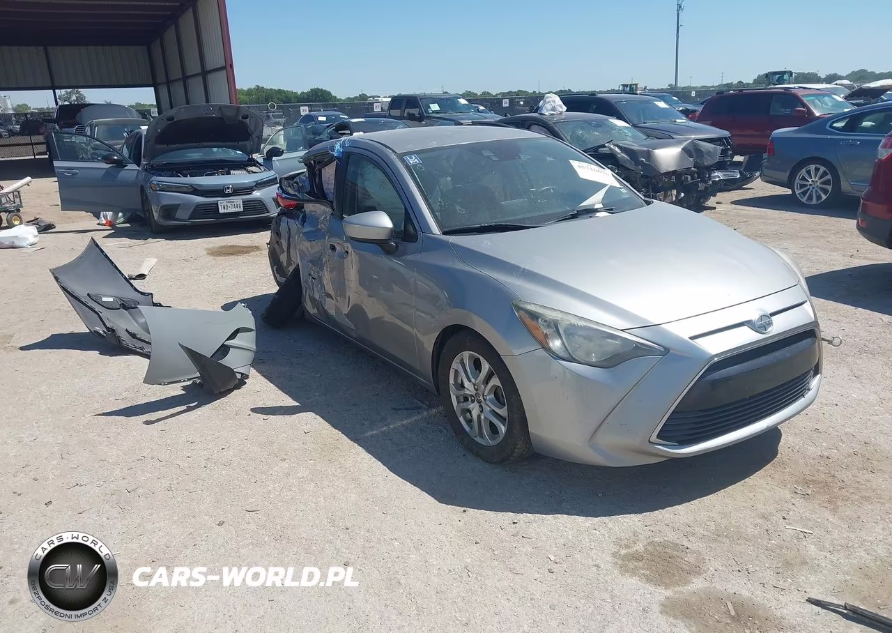 2016 Scion Ia – zdjęcie 1 z 16