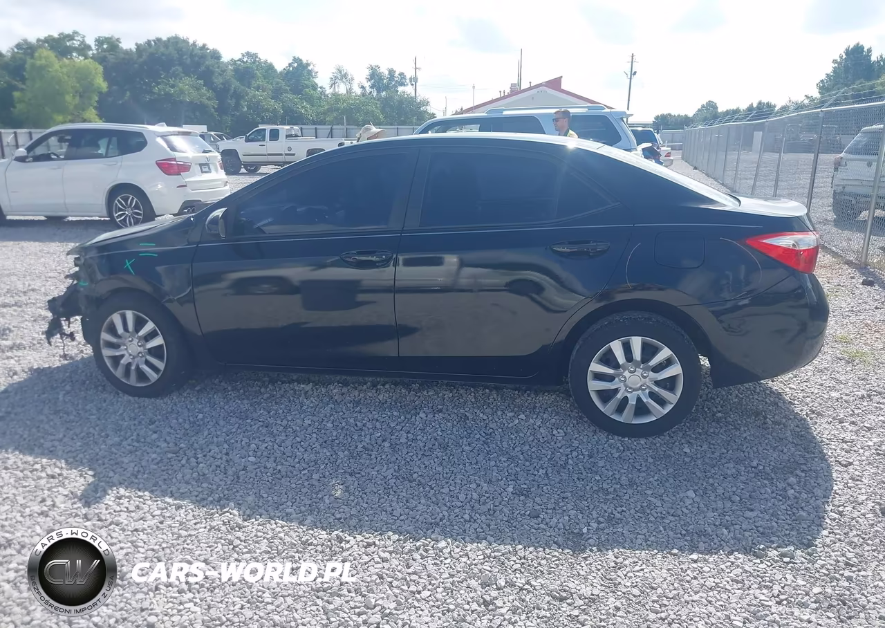 2015 Toyota Corolla Le VIN:2T1BURHE5FC426198 - 13