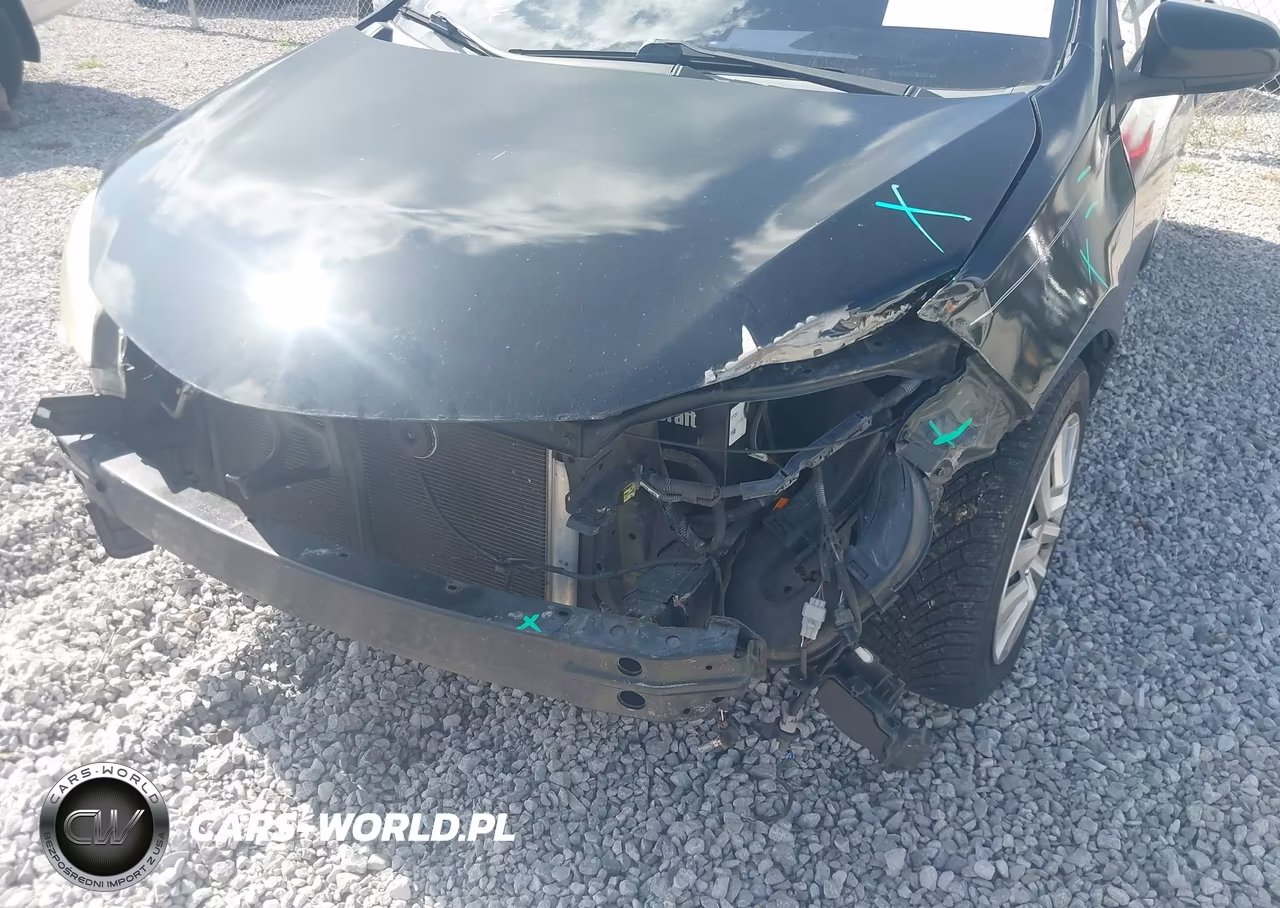 2015 Toyota Corolla Le VIN:2T1BURHE5FC426198 - 6