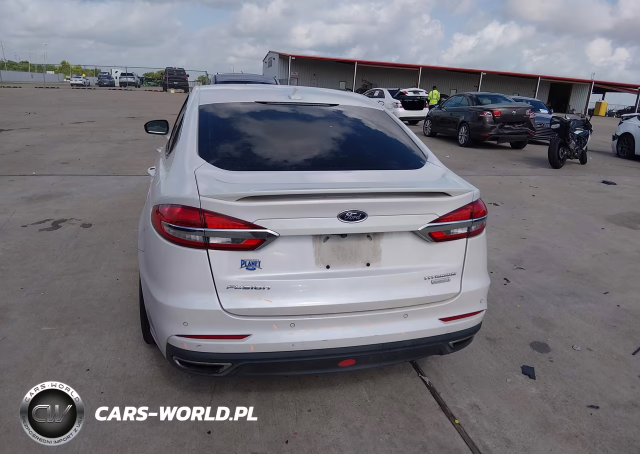 2019 Ford Fusion Titanium VIN:3FA6P0K9XKR250002 - 17