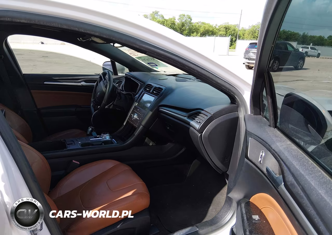 2019 Ford Fusion Titanium VIN:3FA6P0K9XKR250002 - 5