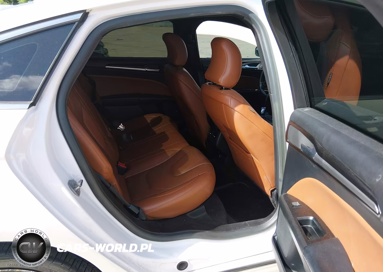 2019 Ford Fusion Titanium VIN:3FA6P0K9XKR250002 - 8