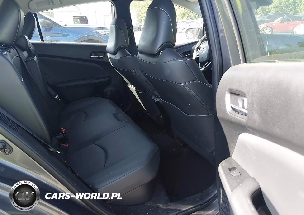 2021 Toyota Prius Prime Xle VIN:JTDKAMFP5M3184096 - 8