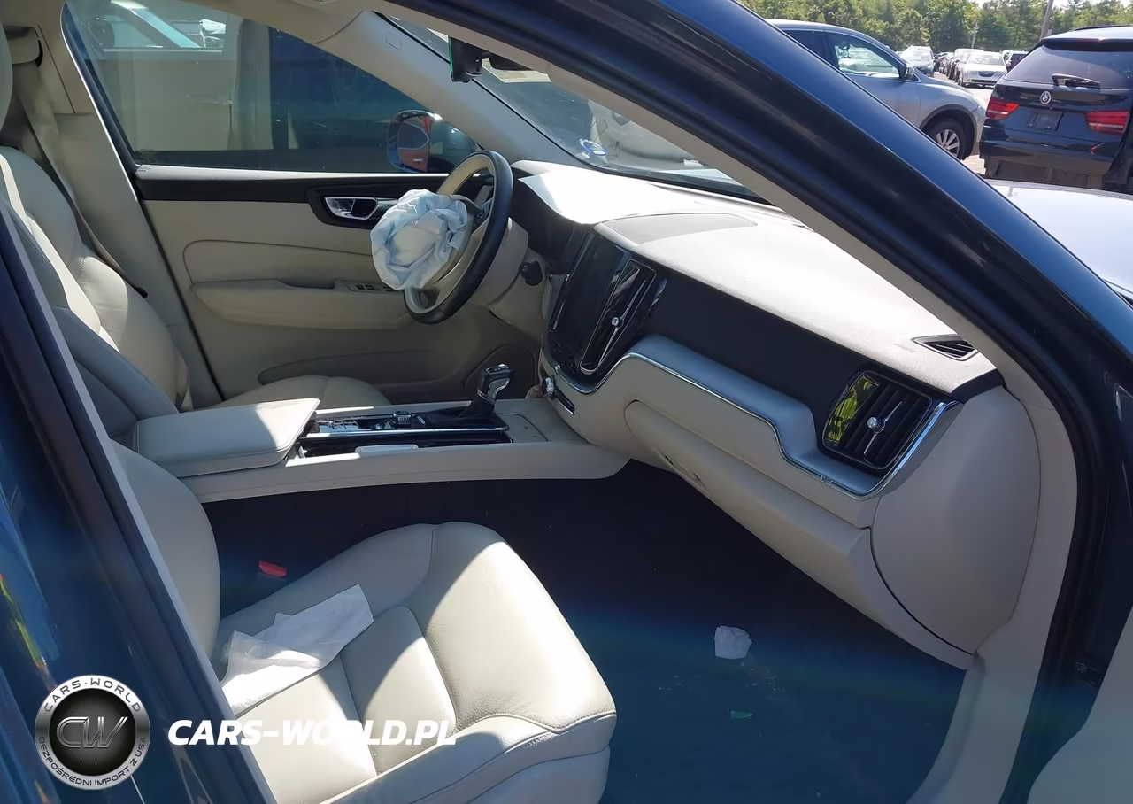 2020 Volvo Xc60 T5 Momentum VIN:YV4102RK0L1601537 - 5
