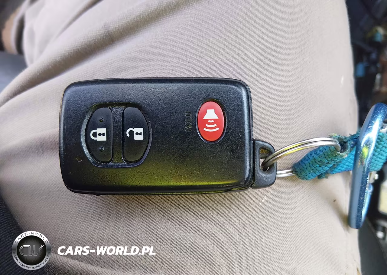 2013 Toyota Prius Four VIN:JTDKN3DU4D0345773 - 11