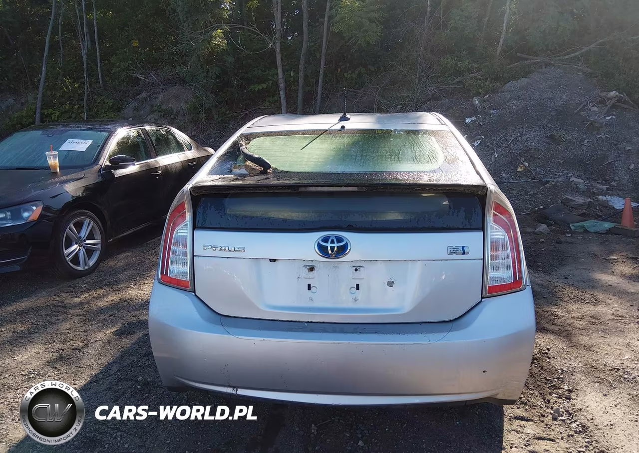 2013 Toyota Prius Four VIN:JTDKN3DU4D0345773 - 16