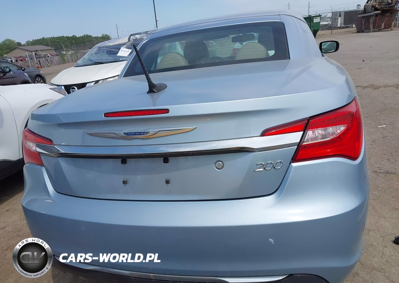 2013 Chrysler 200 Limited VIN:1C3BCBFGXDN755556 - 16