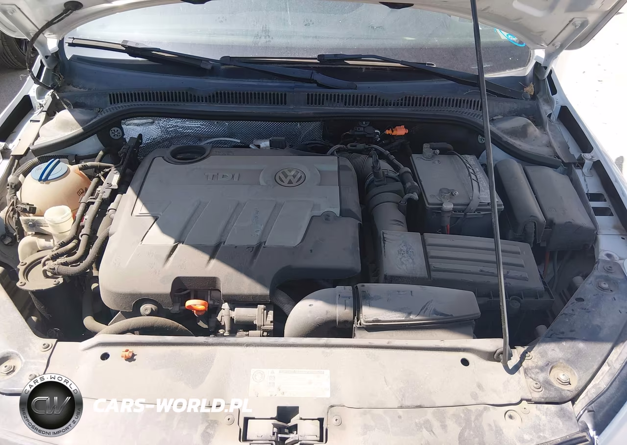 2011 Volkswagen Jetta 2.0L Tdi VIN:3VWLL7AJ0BM087304 - 10
