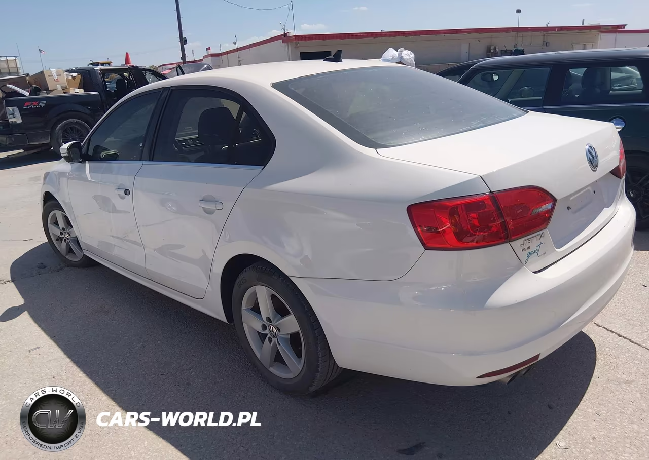 2011 Volkswagen Jetta 2.0L Tdi VIN:3VWLL7AJ0BM087304 - 3
