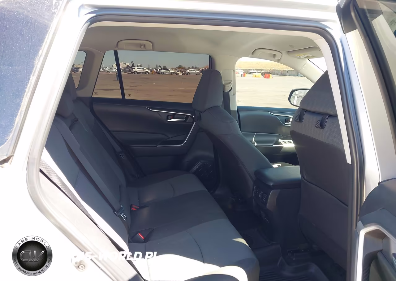 2024 Toyota Rav4 Xle VIN:2T3P1RFV8RW489632 - 8