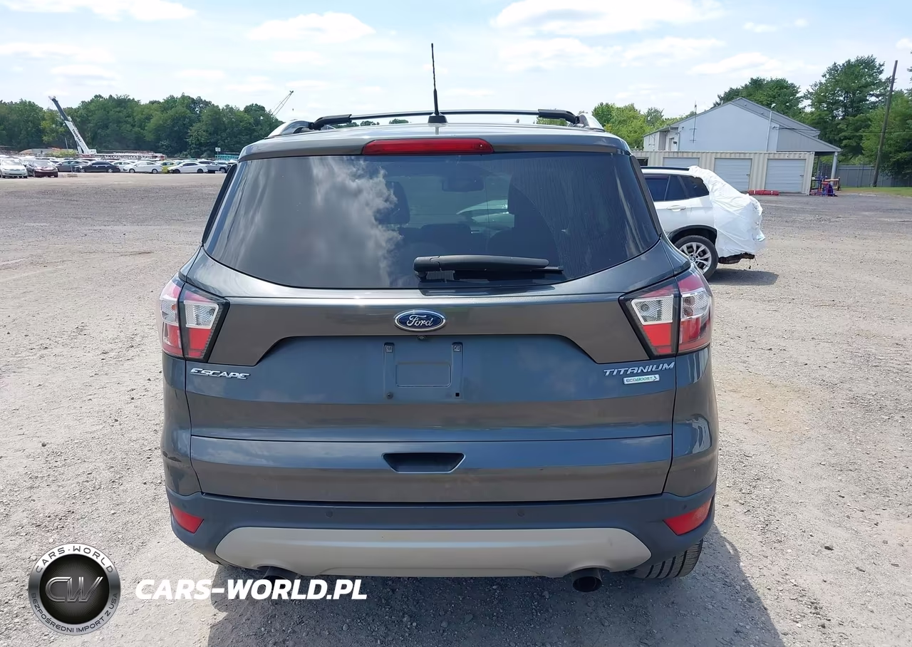 2017 Ford Escape Titanium VIN:1FMCU0JD3HUD45381 - 16